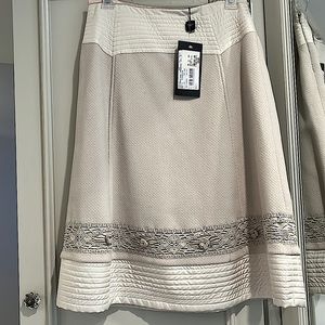 NWT MAX MARA SKIRT sz 8 Gorgeous wk-date nite.100% wool stunning crochet& stitch